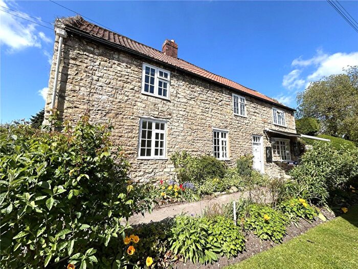 3 Bedroom Semi Detached House To Rent In Main Street, Ledston, Castleford, West Yorkshire, WF10