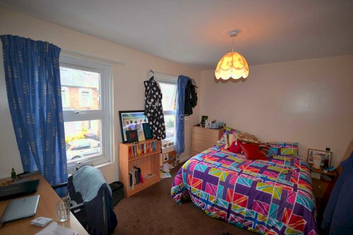 4 Bedroom Terraced House To Rent In Blenheim Road, Reading, Berkshire, RG1