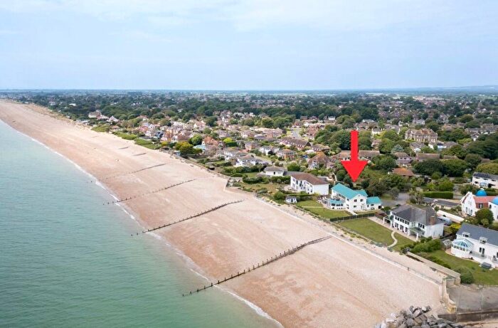 4 Bedroom Detached House To Rent In Strange Garden Estate, Bognor Regis, West Sussex, PO21