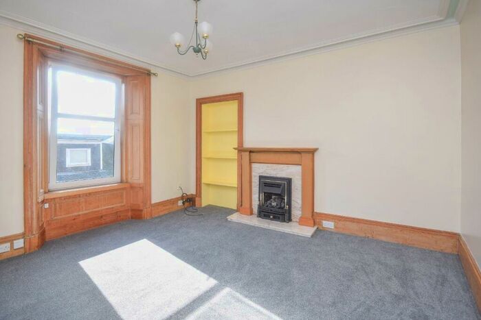 1 Bedroom Flat To Rent In Hill Street, Montrose, Angus, DD10