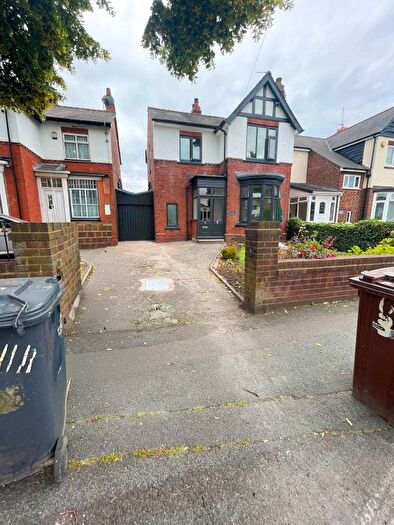 3 Bedroom Detached House For Sale In Willenhall Road, Bilston, Wolverhampton, WV14
