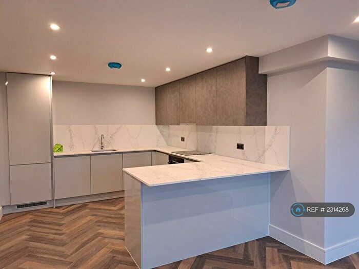 2 Bedroom Flat To Rent In Inicio House, Harrow, HA1