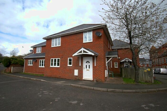 2 Bedroom Flat To Rent In Station Approach, Ludgershall, SP11