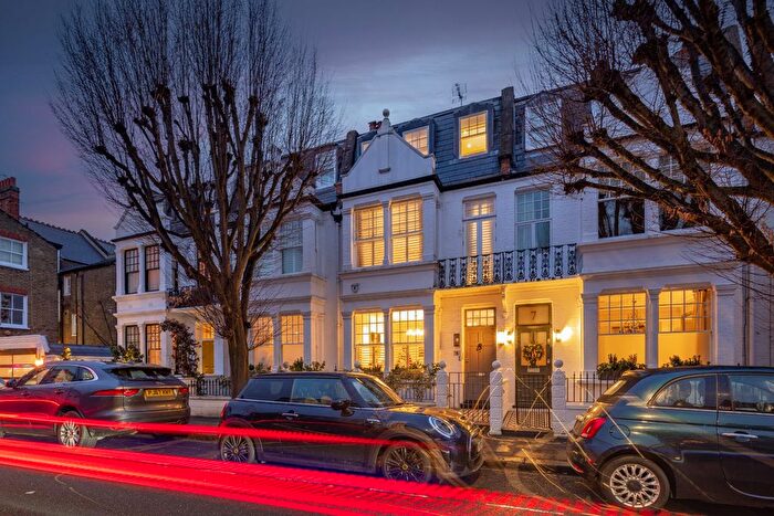 6 Bedroom Terraced House For Sale In Doria Road, Parsons Green, SW6