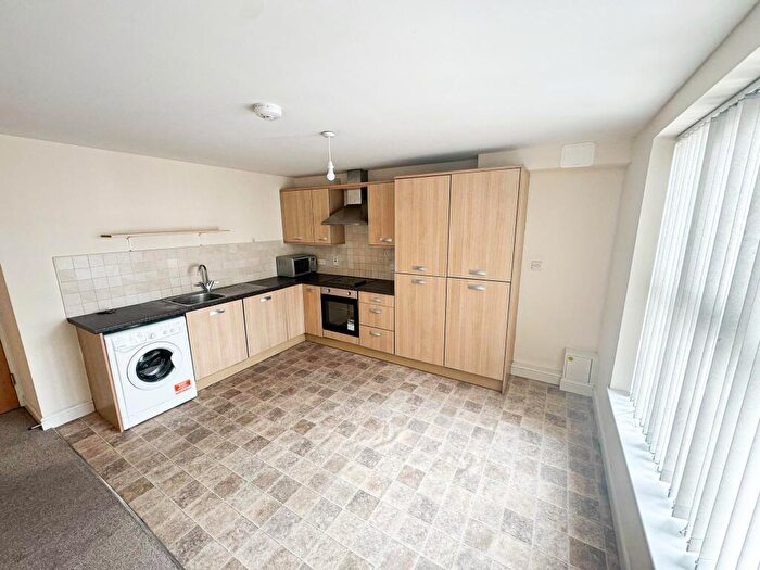 2 Bedroom Flat To Rent In Wright Street, Hull, HU2