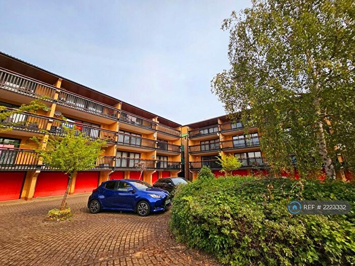2 Bedroom Flat To Rent In Shackleton Place, Oldbrook, Milton Keynes, MK6