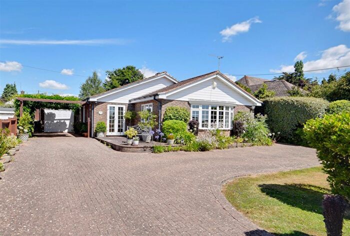 3 Bedroom Detached Bungalow For Sale In New Road, Northiam, TN31