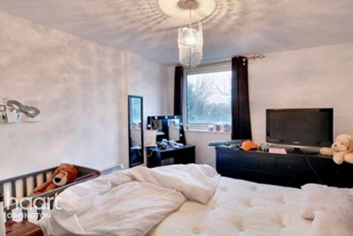 1 Bedroom Flat For Sale In Westwell Close, Orpington, BR5