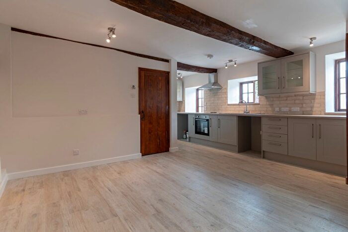 2 Bedroom Barn Conversion To Rent In Pinkney, Malmesbury, SN16