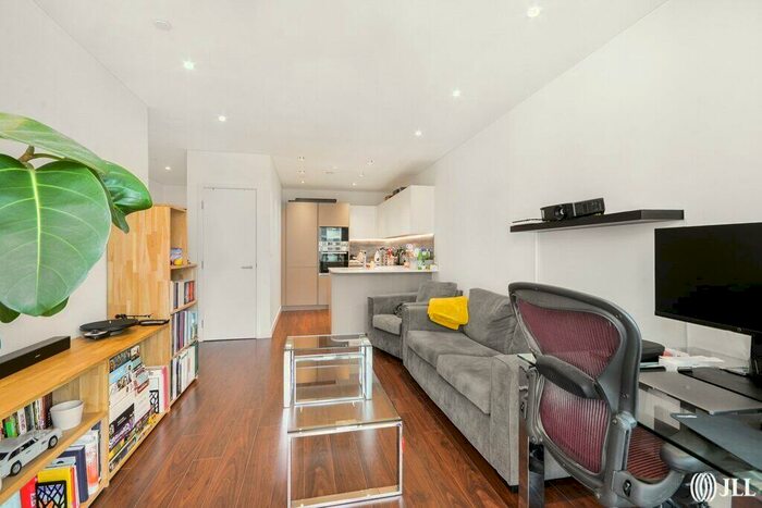 1 Bedroom Apartment To Rent In Kingly Building, Woodberry Down, N4