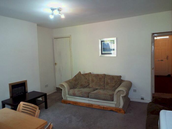 3 Bedroom Terraced House To Rent In Lottie Road, Selly Oak, Birmingham, B29