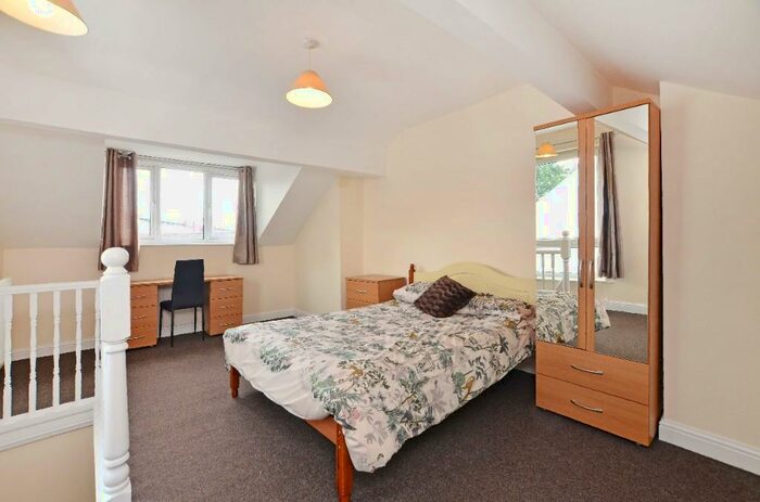 1 Bedroom Terraced House To Rent In Charlotte Road, Sheffield, S1