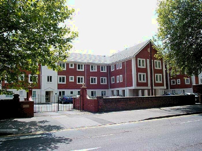 2 Bedroom Apartment To Rent In Shelley Court, London Road, Reading, RG1
