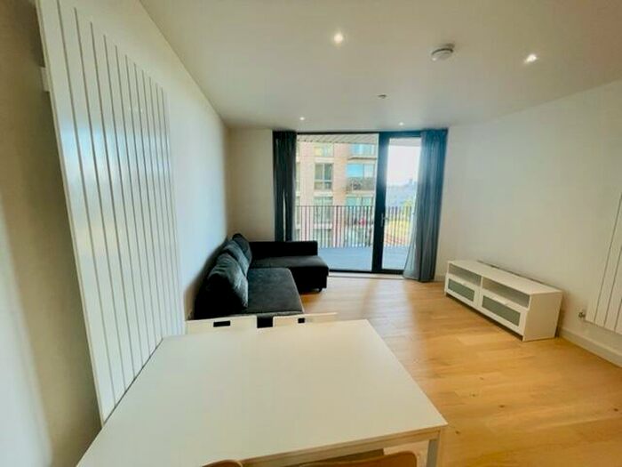 1 Bedroom Apartment To Rent In Mercier Court, Starboard Way, London, E16