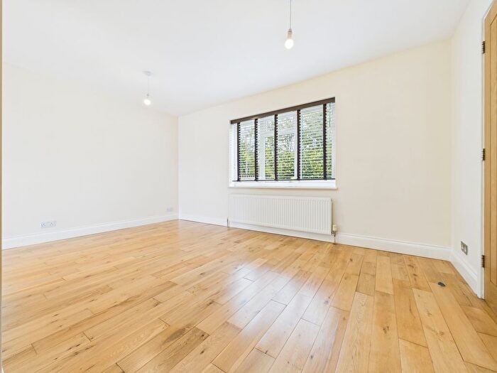 3 Bedroom Terraced House To Rent In Portsmouth Way, South Ham, Basingstoke, RG22