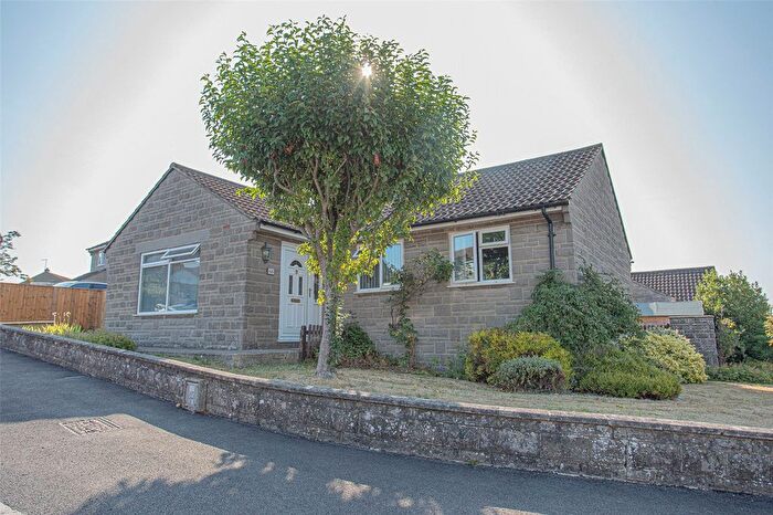 3 Bedroom Bungalow For Sale In Stanchester Way, Curry Rivel, Somerset, TA10