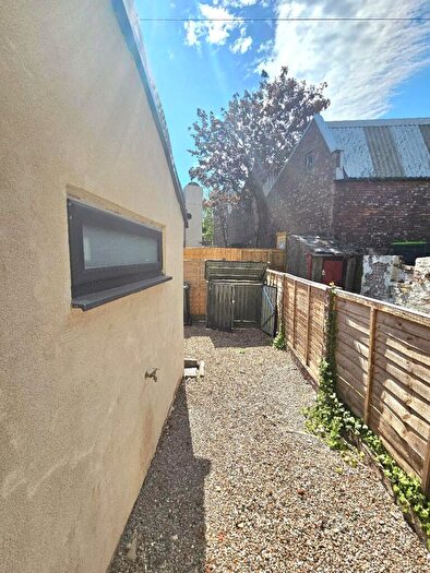 2 Bedroom Block Of Apartments For Sale In Stockport Road West, Bredbury, Stockport, SK6