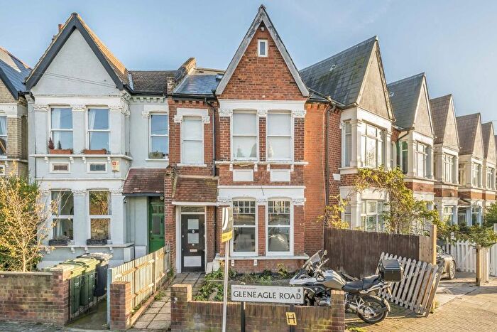 3 Bedroom Property For Sale In Gleneagle Road, Streatham, SW16