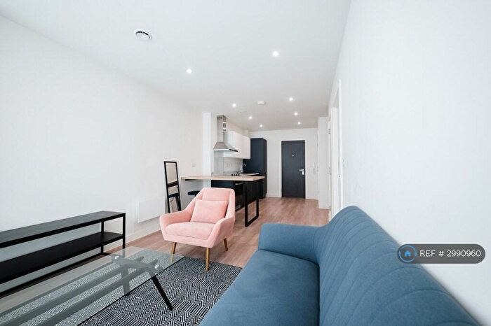 1 Bedroom Flat To Rent In New Kings Head Yard, Salford, M3