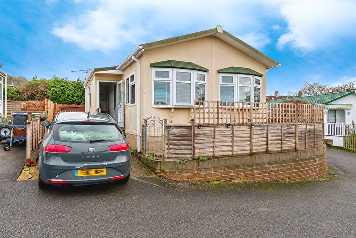 2 Bedroom Park Home For Sale In Lycetts Orchard, Box, Corsham, SN13