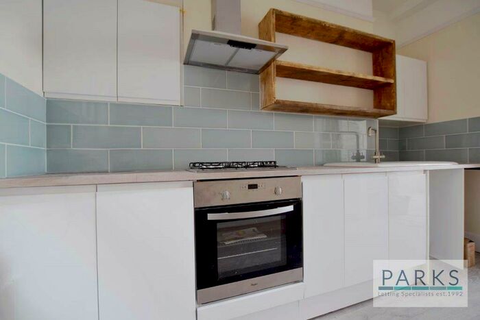 1 Bedroom Apartment To Rent In Russell Square, Brighton, BN1