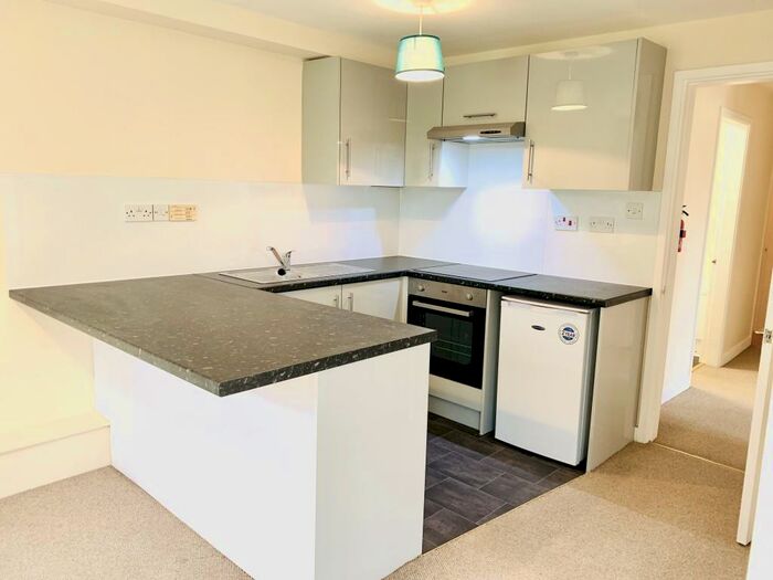 2 Bedroom Flat To Rent In St Catherines Grove, Lincoln, LN5