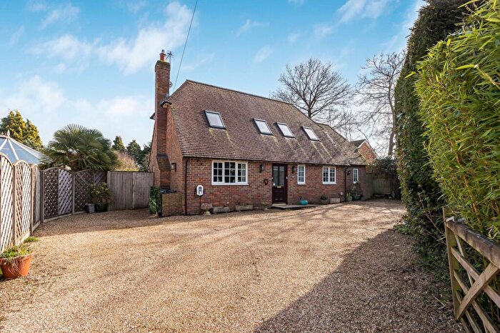 3 Bedroom Detached House For Sale In New Road, Stokenchurch, HP14