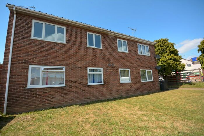 2 Bedroom Maisonette To Rent In Rainsford Lane, Chelmsford, CM1