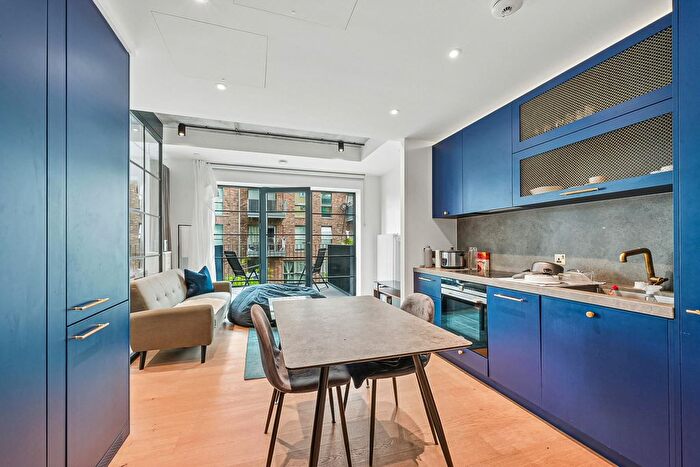 Studio For Sale In Serapis House, Goodluck Hope Walk, E14