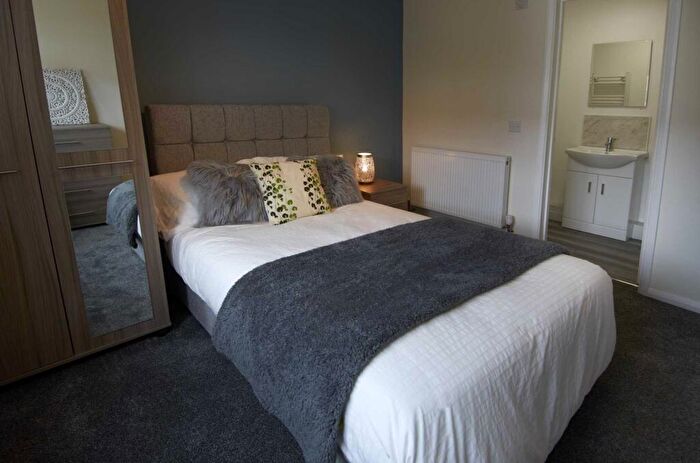 1 Bedroom Property To Rent In Denbigh Close, Banbury, Oxfordshire, OX16