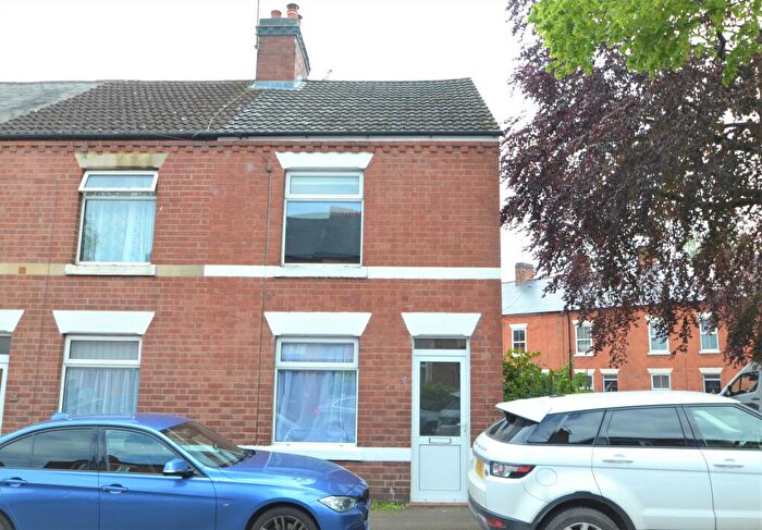 2 Bedroom End Of Terrace House To Rent In Goward Street, Market Harborough, LE16