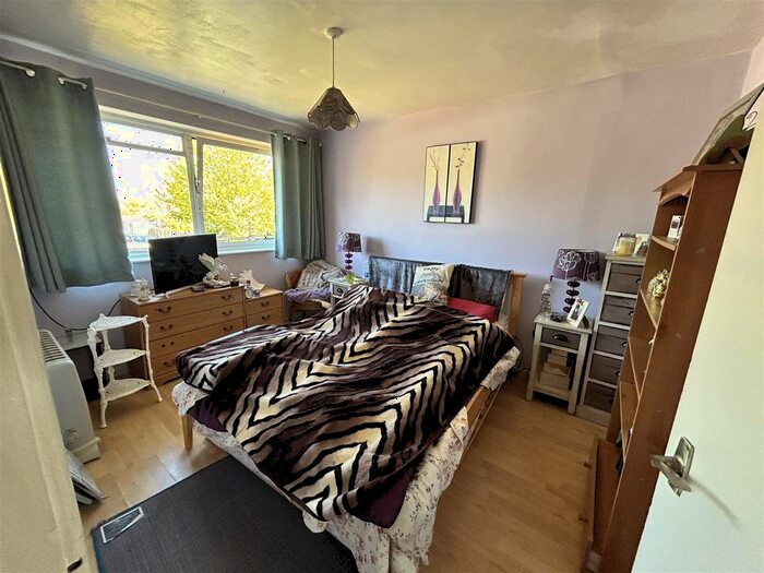 3 Bedroom Terraced House For Sale In Poplar Road, Bishops Itchington, Southam, CV47