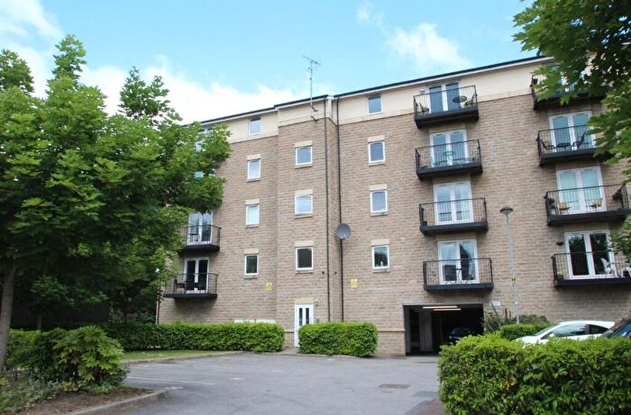 1 Bedroom Flat To Rent In Thackray Court, Cornmill View, Horsforth, Leeds, LS18