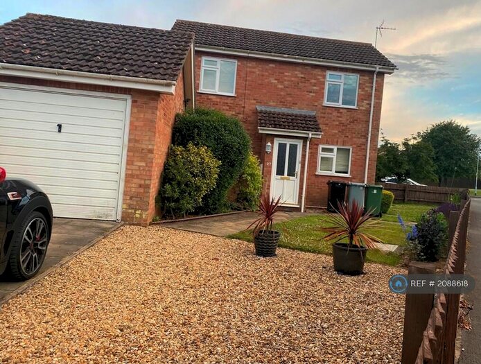 2 Bedroom Semi-Detached House To Rent In Birch Road, Stamford, PE9