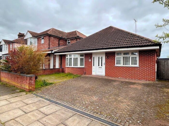3 Bedroom Bungalow To Rent In Mersey Road, Ipswich, Suffolk, IP3