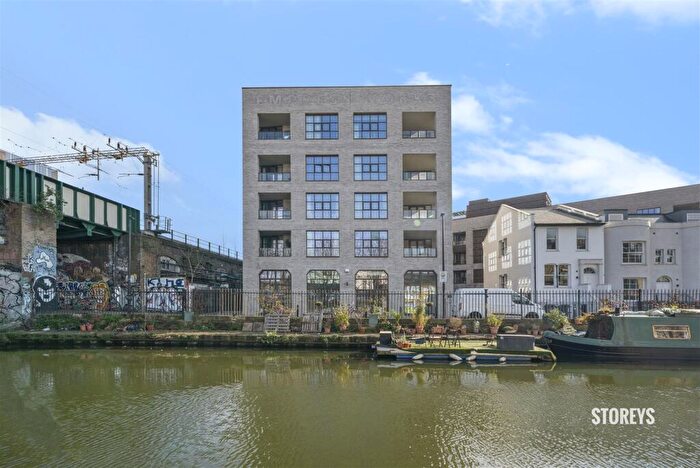 3 Bedroom Apartment For Sale In Empress Works, Stanton Walk, Broadway Market, E2