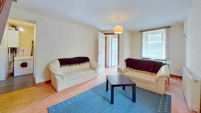 4 Bedroom End Of Terrace House To Rent In Park Street, Treforest, Pontypridd, CF37