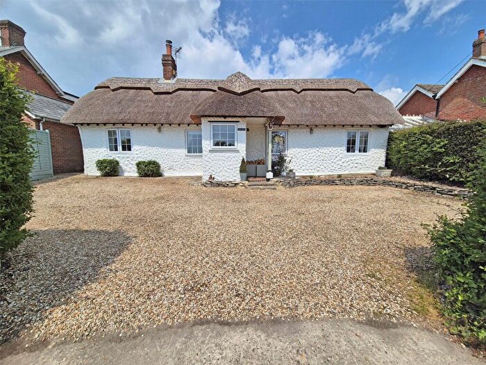 3 Bedroom Bungalow For Sale In Waterditch Road, Bransgore, Christchurch, Hampshire, BH23