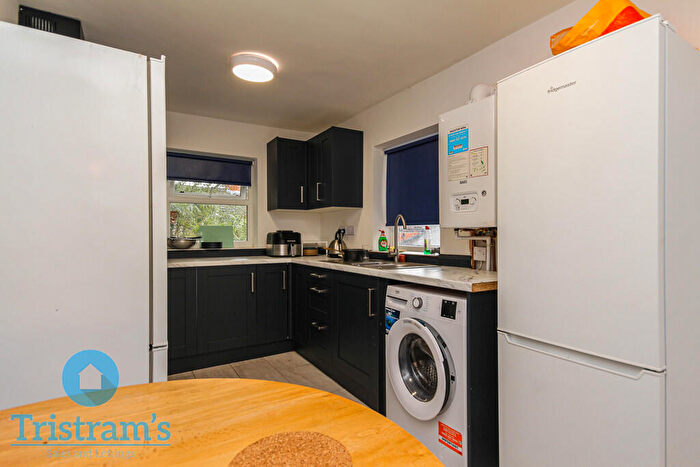 5 Bedroom Town House For Sale In Beech Avenue, New Basford, NG7