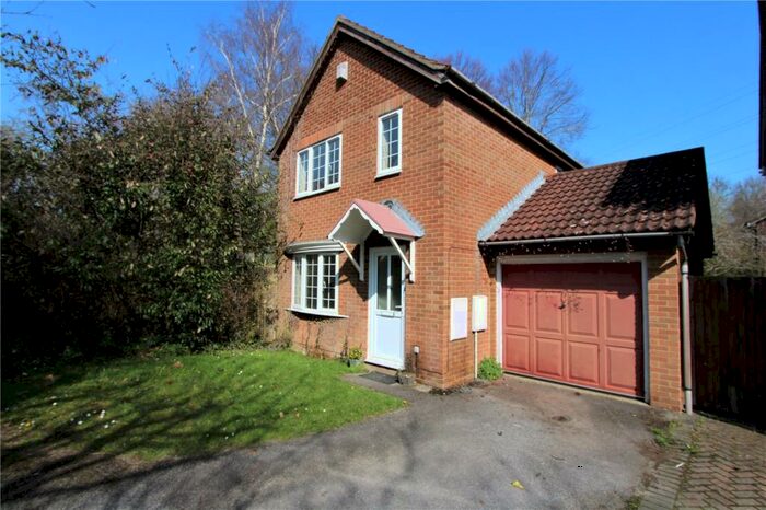 3 Bedroom Detached House To Rent In Aikman Lane, Totton, Southampton, Hampshire, SO40