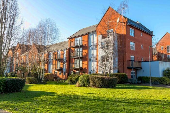 2 Bedroom Flat To Rent In Smiths Wharf, Wantage OX12