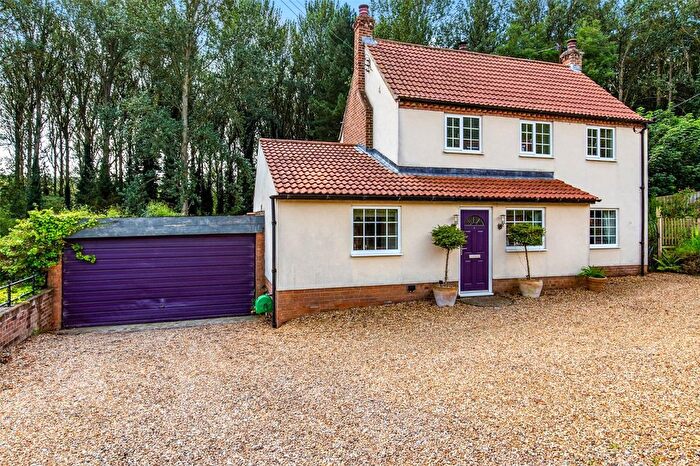 3 Bedroom Detached House For Sale In Leven Bank Road, Yarm, Durham, TS15