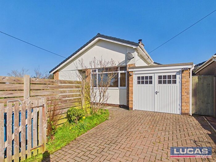 3 Bedroom Detached Bungalow For Sale In Maes Y Ffynnon, Llandegfan, LL59