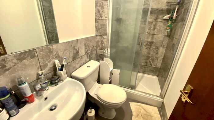 2 Bedroom Flat To Rent In City Road, Bristol, BS2