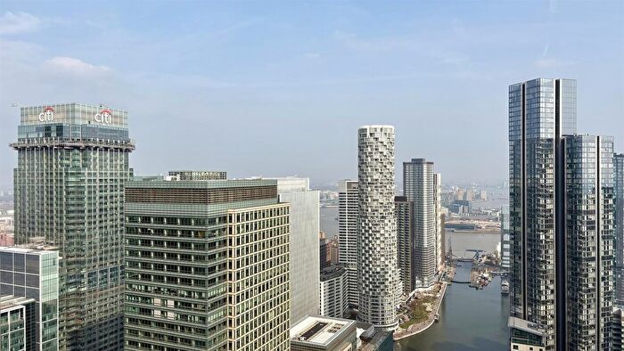 1 Bedroom Flat To Rent In Bagshaw Building, Wards Place, Wardian, London, E14