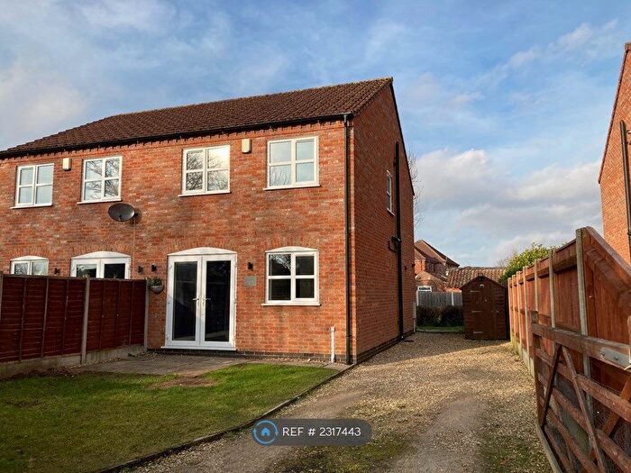 3 Bedroom Semi-Detached House To Rent In Chambers Paddock, Middle Rasen, Market Rasen, LN8