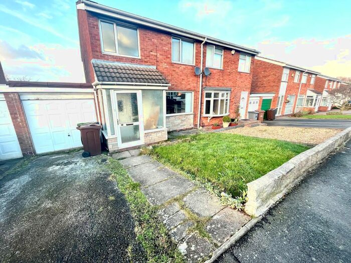 3 Bedroom Semi-Detached House To Rent In Partridge Close, Chelmsley Wood, Birmingham B37