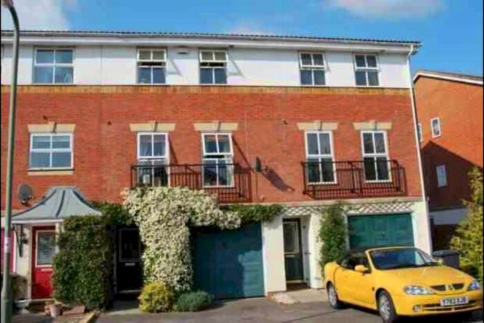 4 Bedroom Terraced House To Rent In Cody Close, Aldershot, Hampshire, GU12