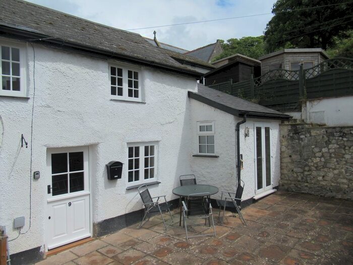 1 Bedroom Cottage To Rent In Fore Street, Seaton, EX12