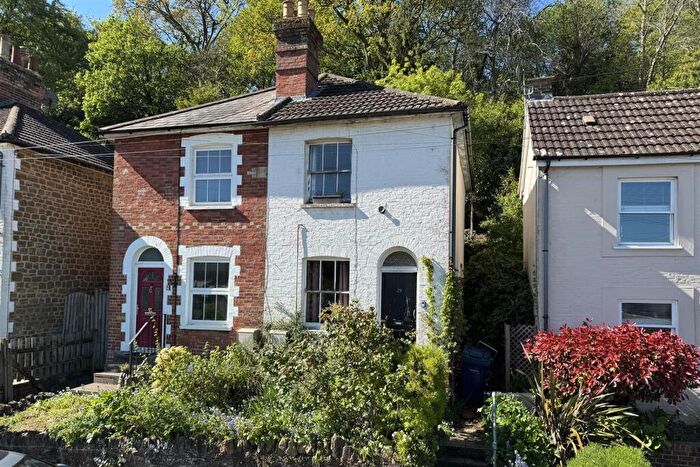 3 Bedroom Semi Detached House For Sale In Godalming, GU7